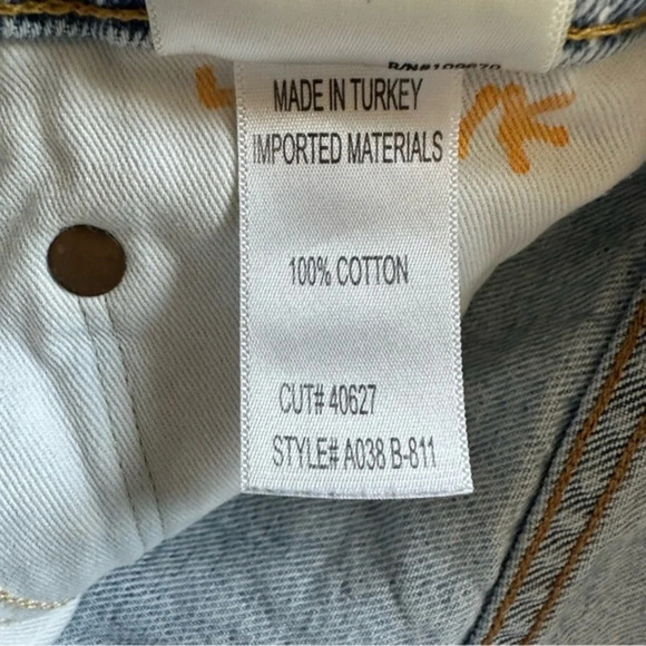 AGOLDE Womens Jaden High Rise Cut Off Shorts 27 Light Wash Destroyed A038-I-811 - Picture 4 of 9